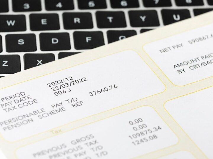 Jak sprawdzić pasek z wypłaty: przewodnik dla pracowników