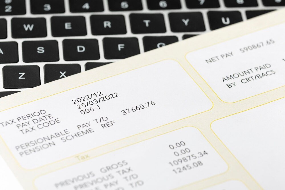 Jak sprawdzić pasek z wypłaty: przewodnik dla pracowników